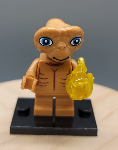 ET Custom minifigure by Beau's Bricks. Brand new in package. Please visit shop, lots more! - BeausBricks