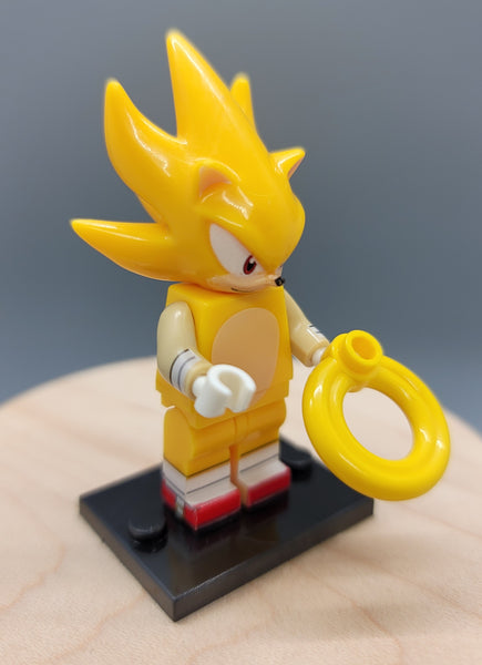 Super Sonic Custom minifigure. Brand new in package. Please visit shop, lots more!