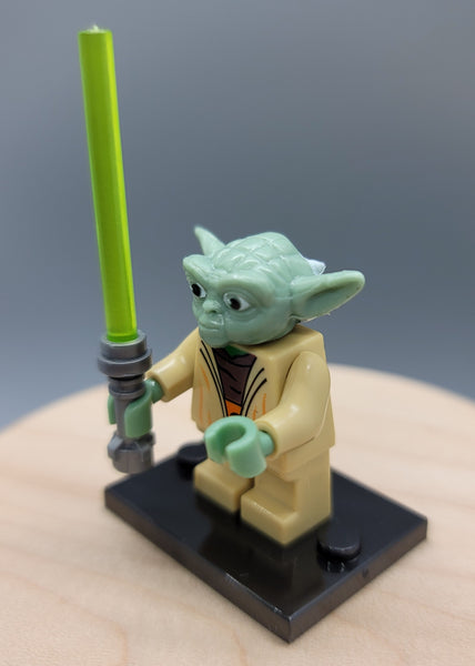 Yoda Custom minifigure by Beaus Bricks. Brand new in package.