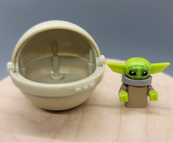 Baby Yoda BRAND NEW! Star Wars Custom minifigure by Beaus Bricks.. .  Brand new in package.  Please visit shop, lots more!