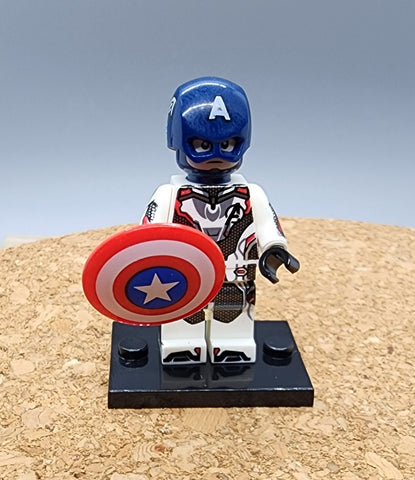 Captain America Custom minifigure. Brand new in package. Please visit shop, lots more!