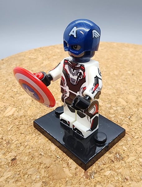 Captain America Custom minifigure. Brand new in package. Please visit shop, lots more!