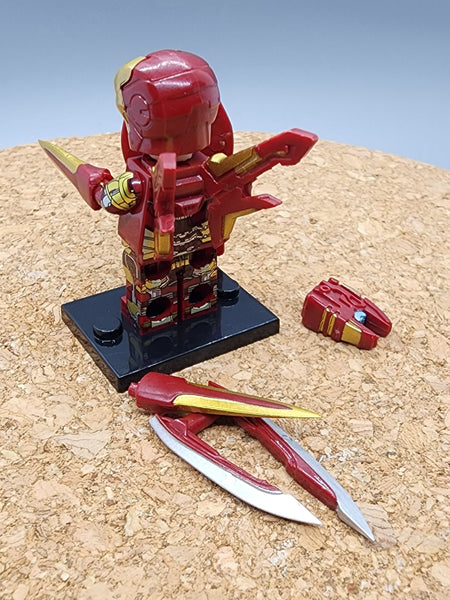 Iron Man MK42 Custom minifigure by Beaus Bricks.   Brand new in package.  Please visit shop, lots more!