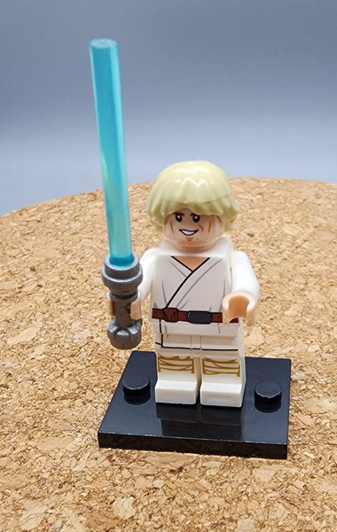 Luke Skywalker Custom minifigure.   Brand new in package.  Please visit shop, lots more!