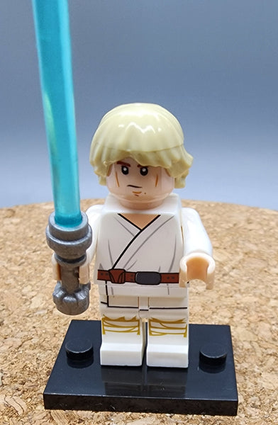 Luke Skywalker Custom minifigure.   Brand new in package.  Please visit shop, lots more!